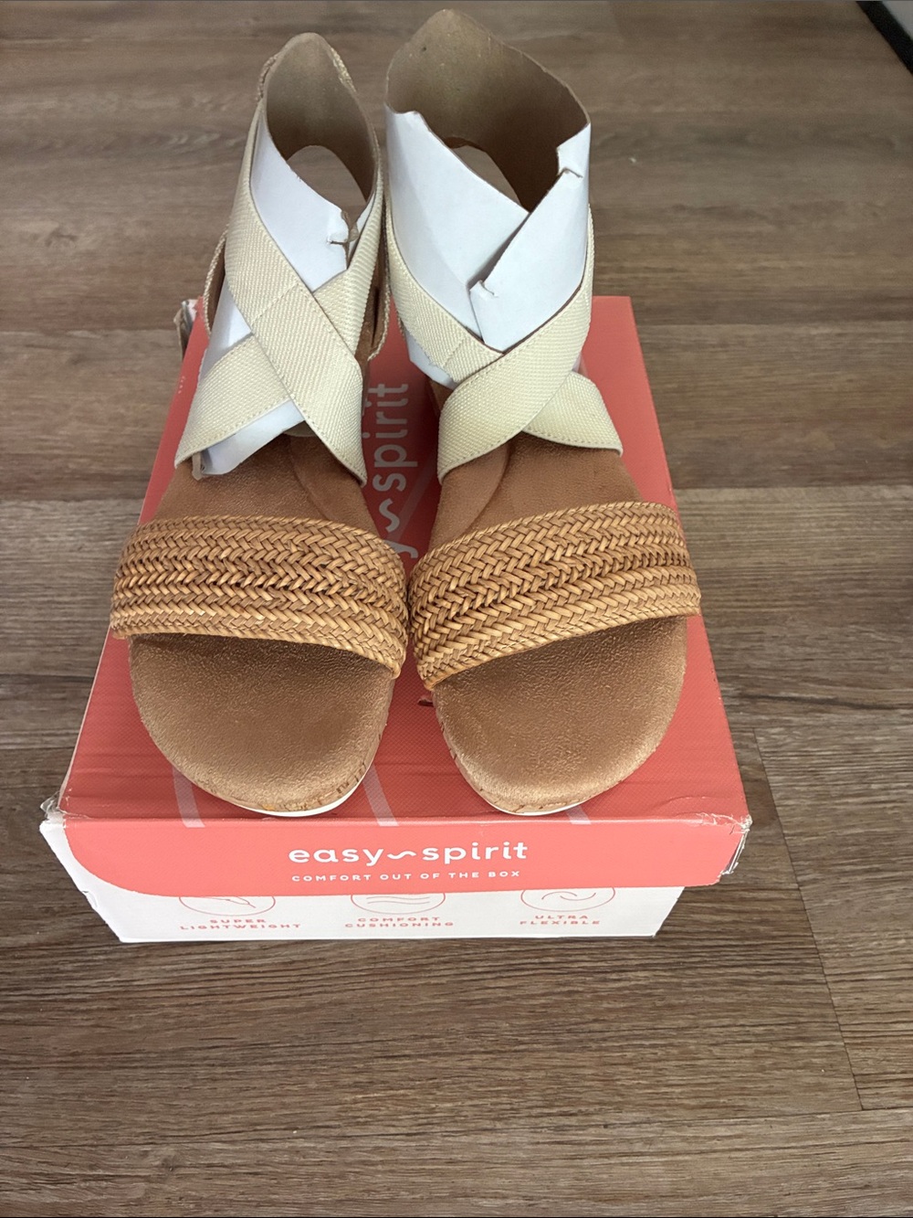 NWT Easy Spirit cork sandals